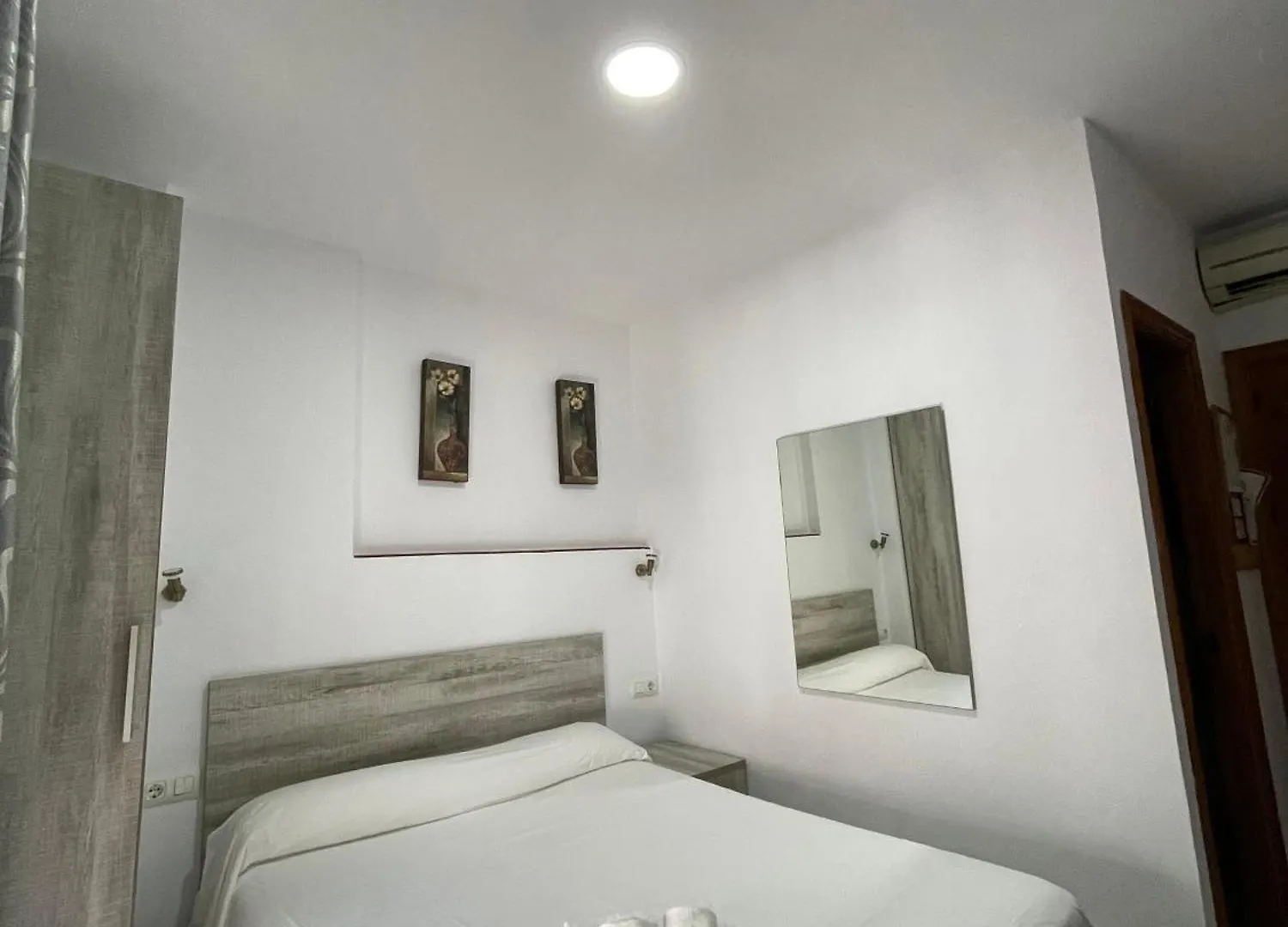 Konukevi Hostal Malia Conil De La Frontera