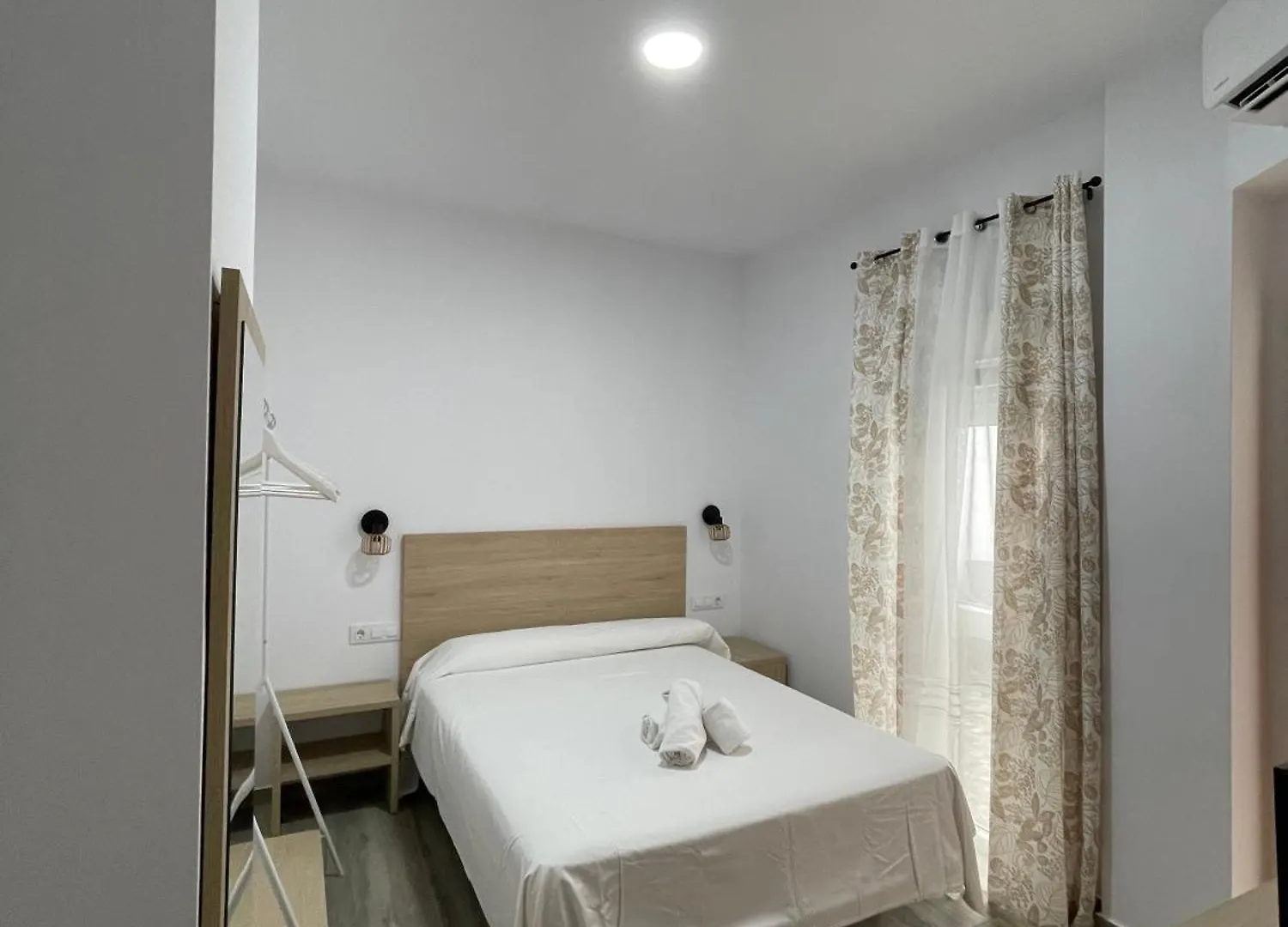 ** Πανσιόν Hostal Malia Conil De La Frontera Ισπανία